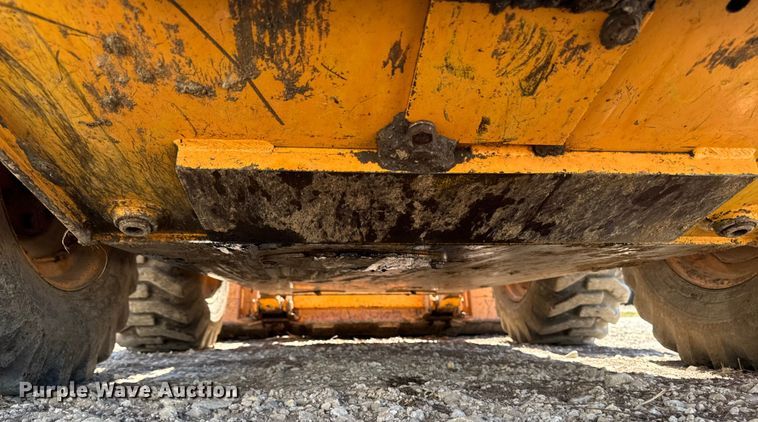 image for item EM2329 2002 Case 70XT skid steer loader