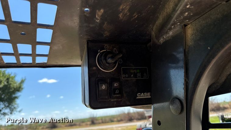 image for item EM2329 2002 Case 70XT skid steer loader