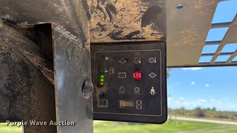 image for item EM2329 2002 Case 70XT skid steer loader