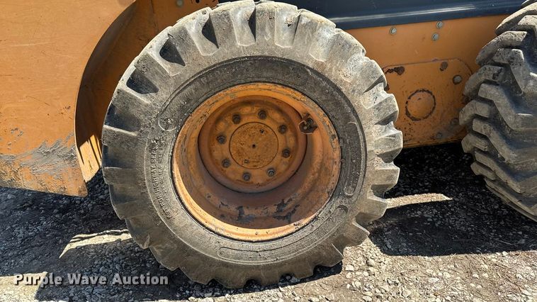 image for item EM2329 2002 Case 70XT skid steer loader