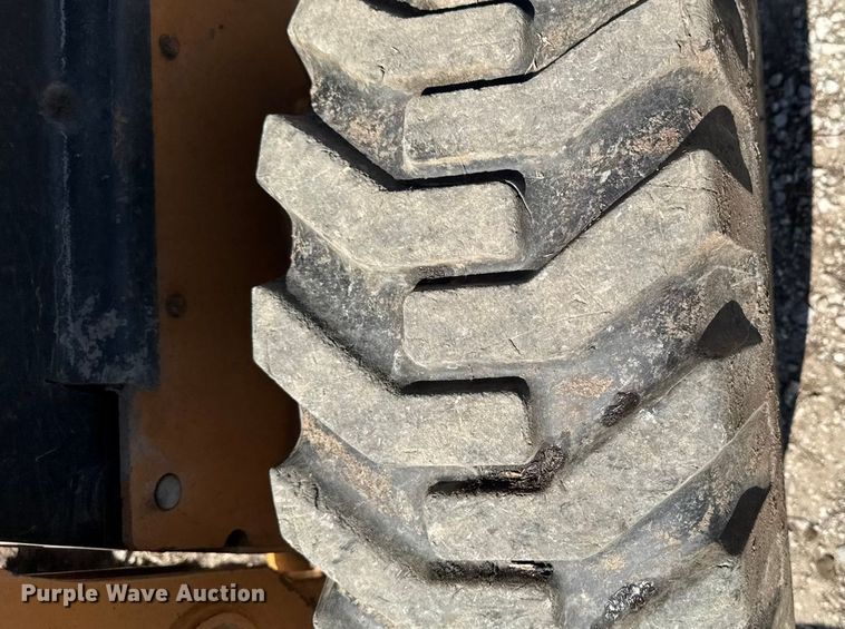 image for item EM2329 2002 Case 70XT skid steer loader