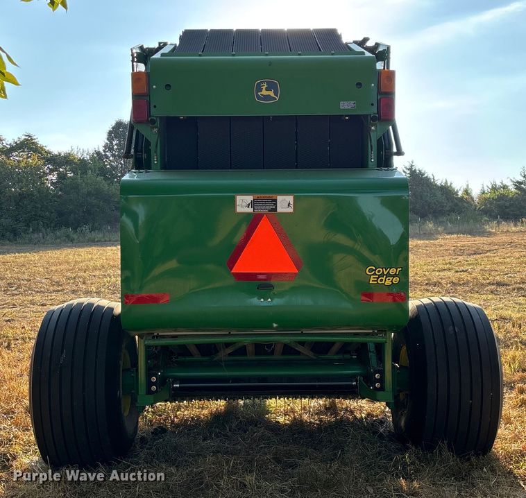 image for item EN5571 2008 John Deere 468 MegaWide Plus round baler