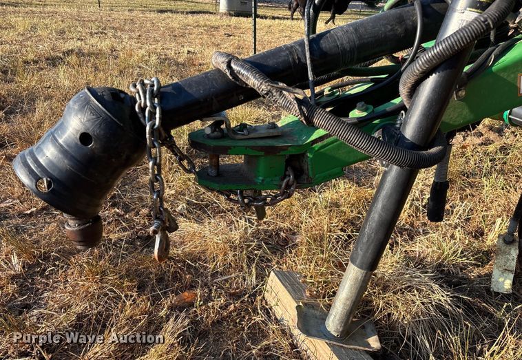 image for item EN5571 2008 John Deere 468 MegaWide Plus round baler