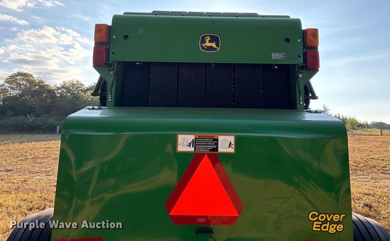 image for item EN5571 2008 John Deere 468 MegaWide Plus round baler