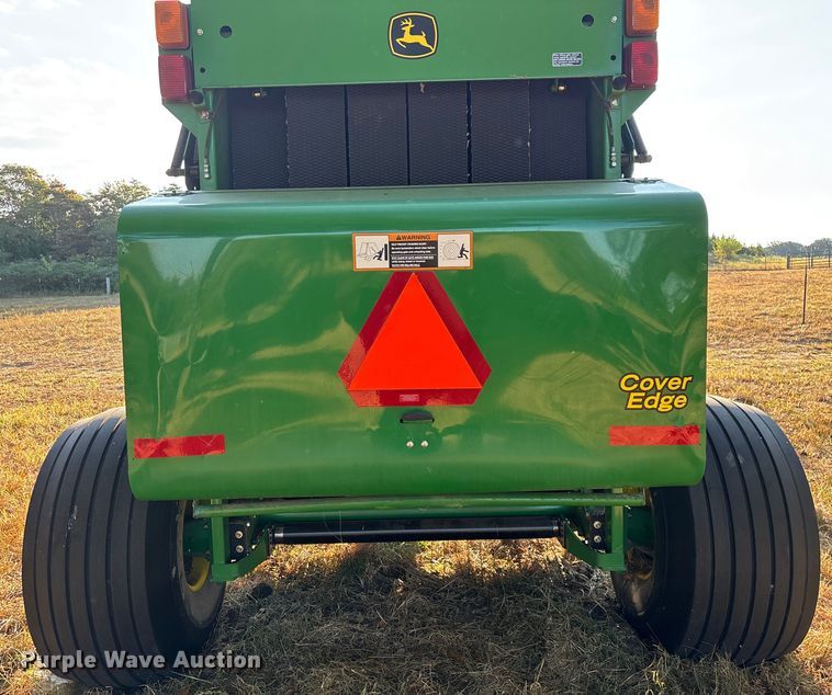 image for item EN5571 2008 John Deere 468 MegaWide Plus round baler