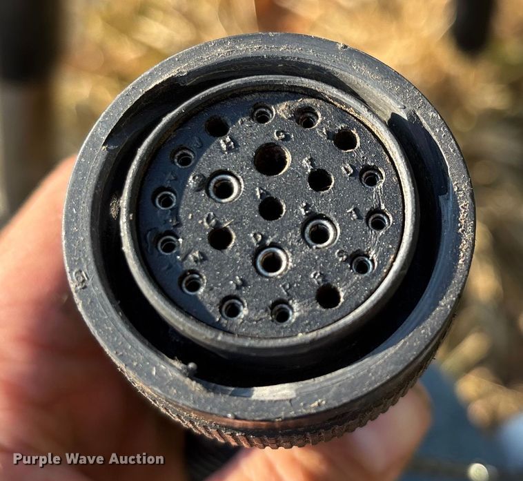 image for item EN5571 2008 John Deere 468 MegaWide Plus round baler