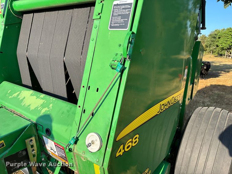 image for item EN5571 2008 John Deere 468 MegaWide Plus round baler