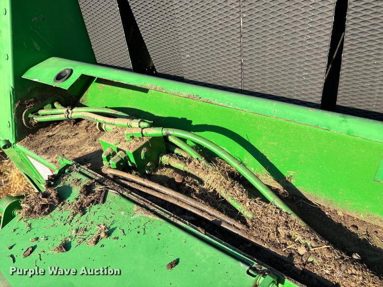 image for item EN5571 2008 John Deere 468 MegaWide Plus round baler