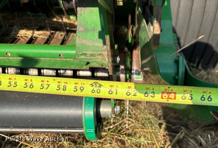image for item EN5571 2008 John Deere 468 MegaWide Plus round baler
