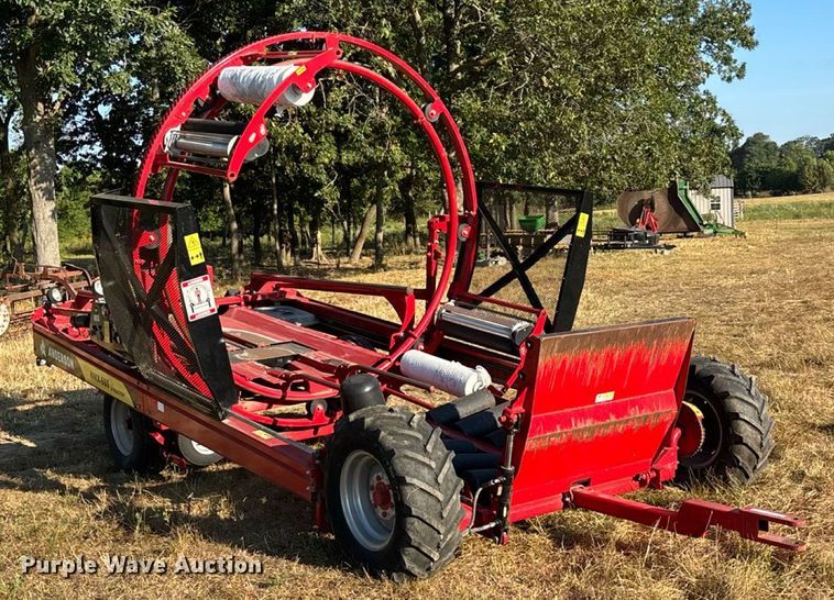 image for item EN5572 2015 Anderson NWX-660 X-Tractor bale wrapper