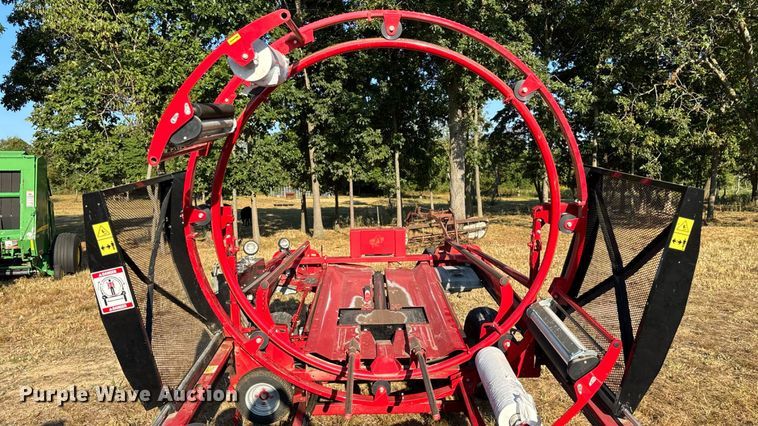 image for item EN5572 2015 Anderson NWX-660 X-Tractor bale wrapper