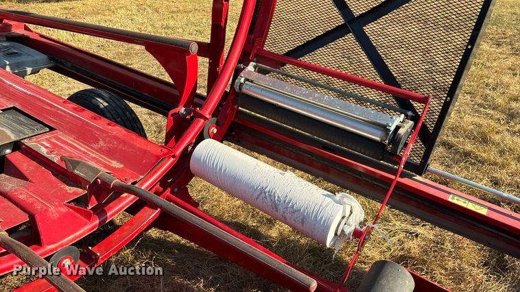 image for item EN5572 2015 Anderson NWX-660 X-Tractor bale wrapper