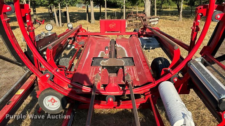 image for item EN5572 2015 Anderson NWX-660 X-Tractor bale wrapper