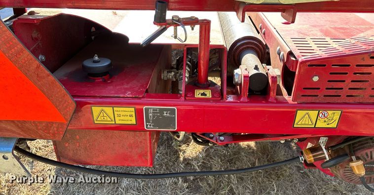 image for item EN5572 2015 Anderson NWX-660 X-Tractor bale wrapper