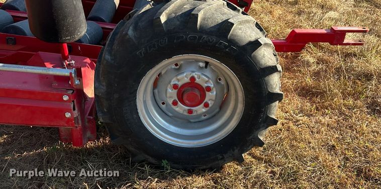 image for item EN5572 2015 Anderson NWX-660 X-Tractor bale wrapper