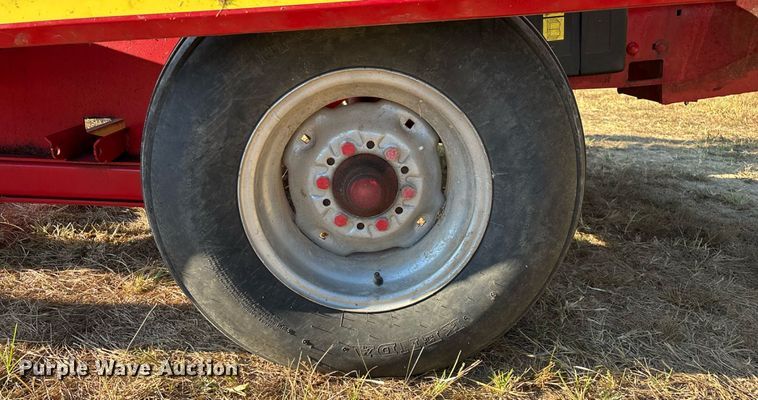 image for item EN5572 2015 Anderson NWX-660 X-Tractor bale wrapper