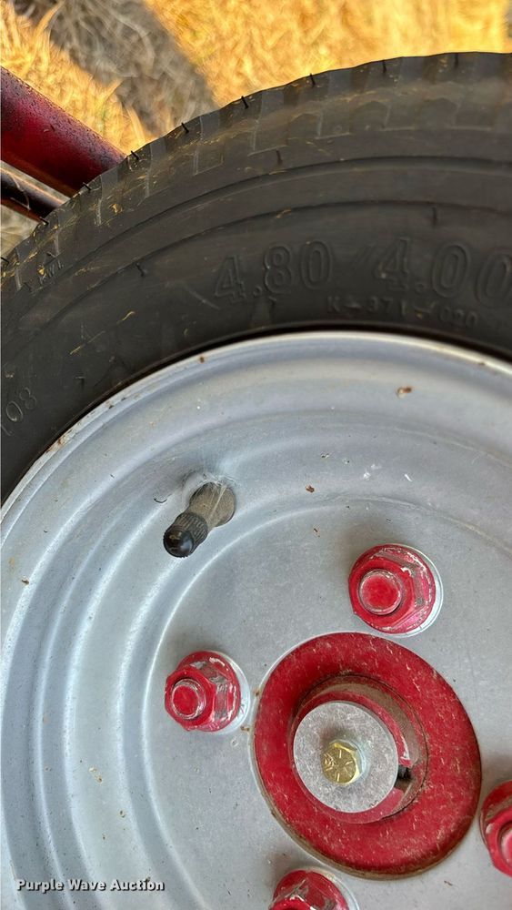 image for item EN5572 2015 Anderson NWX-660 X-Tractor bale wrapper