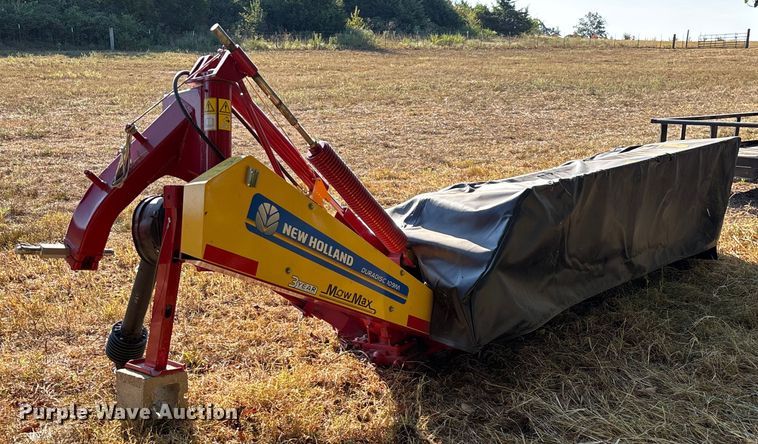 image for item EN5573 2024 New Holland Duradisc 109M disc mower