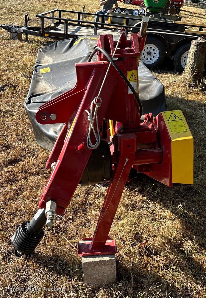 image for item EN5573 2024 New Holland Duradisc 109M disc mower