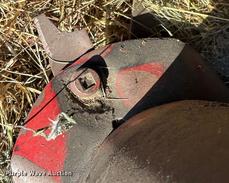 image for item EN5573 2024 New Holland Duradisc 109M disc mower