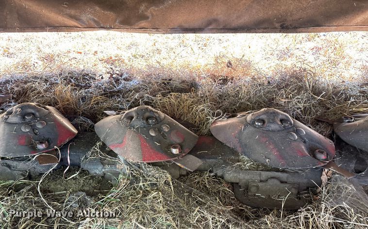 image for item EN5573 2024 New Holland Duradisc 109M disc mower