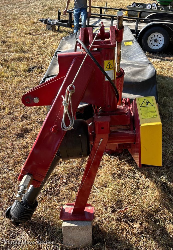 image for item EN5573 2024 New Holland Duradisc 109M disc mower