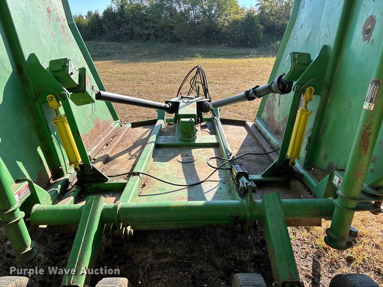 image for item EN5574 John Deere 2018 batwing rotary mower