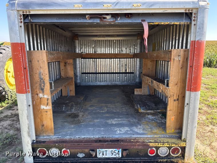 image for item EP0502 Box bed