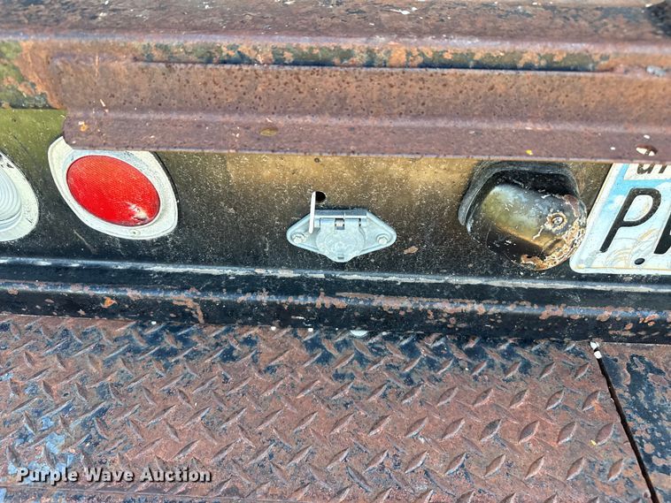 image for item EP0502 Box bed