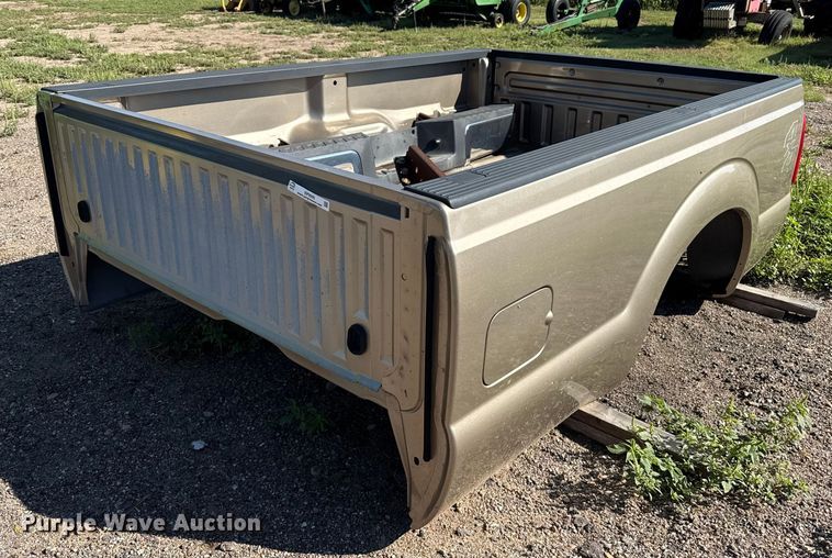 image for item EP0505 Pickup truck bed