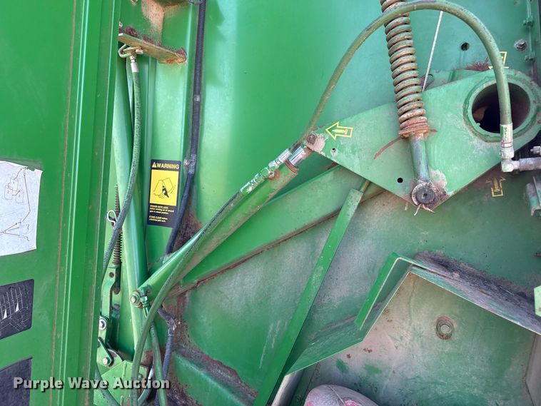 image for item EP0506 John Deere 435 round baler