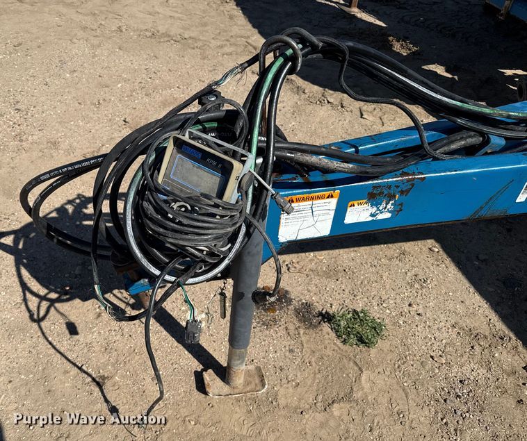 image for item EP0511 Kinze 2000 planter