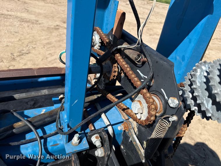 image for item EP0511 Kinze 2000 planter