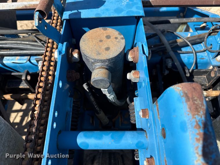 image for item EP0511 Kinze 2000 planter