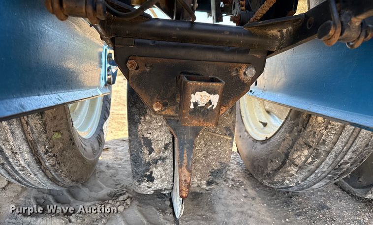 image for item EP0511 Kinze 2000 planter