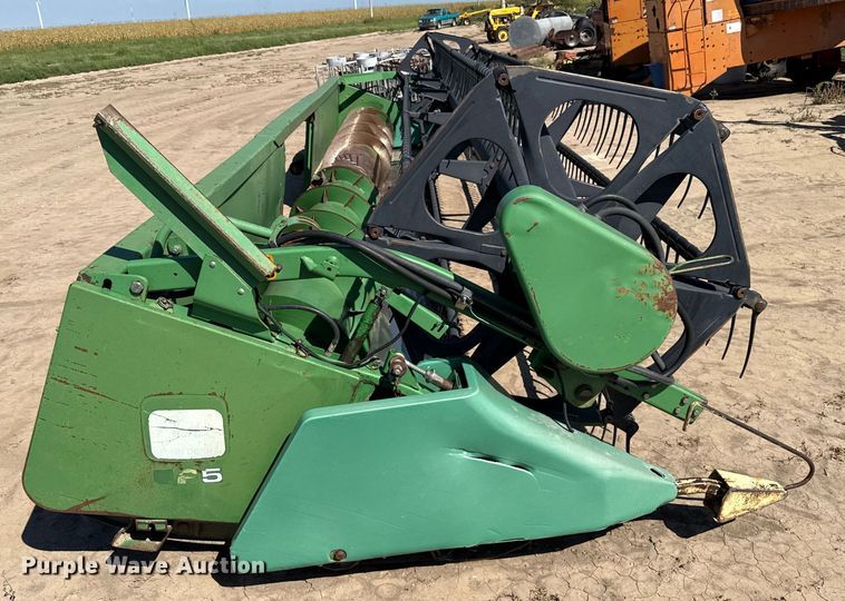 image for item EP0512 John Deere 925 flex head