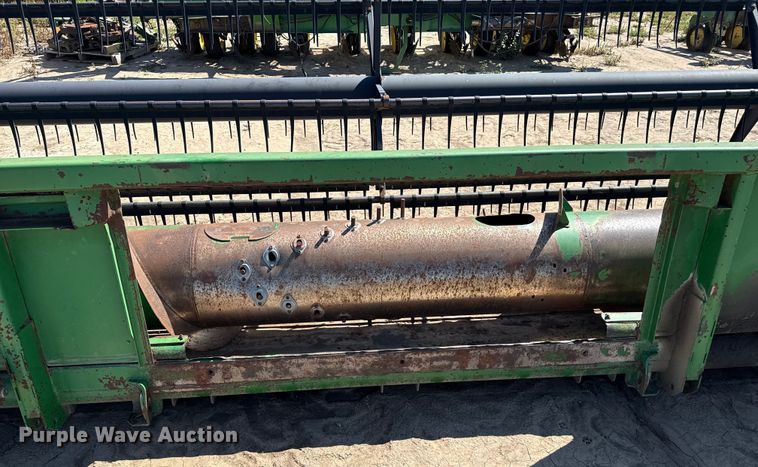 image for item EP0512 John Deere 925 flex head