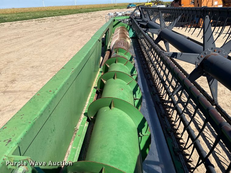 image for item EP0512 John Deere 925 flex head