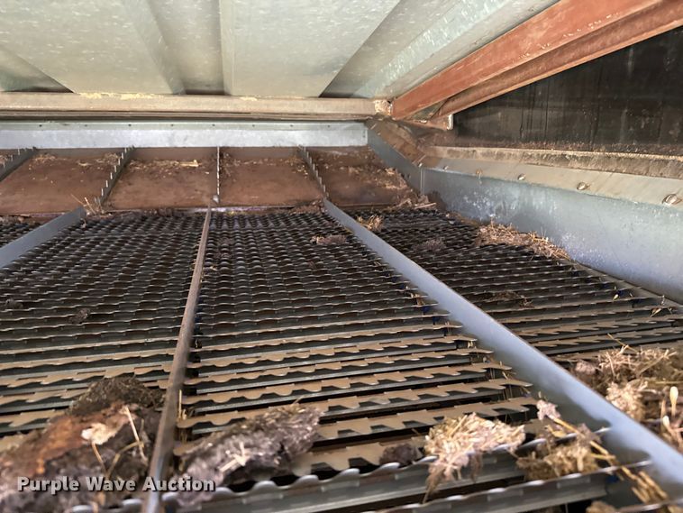 image for item EP0526 Gleaner L combine