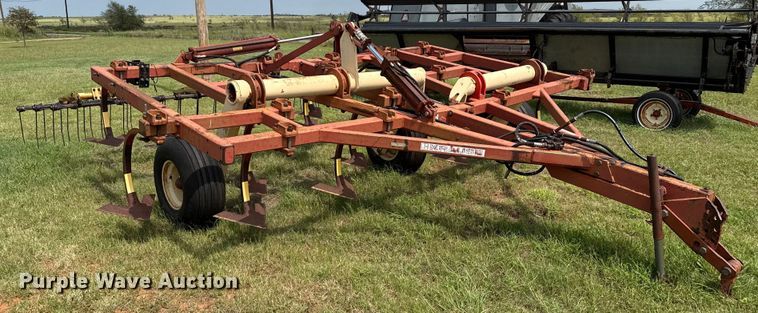 image for item EP0528 Krause 3514 field cultivator