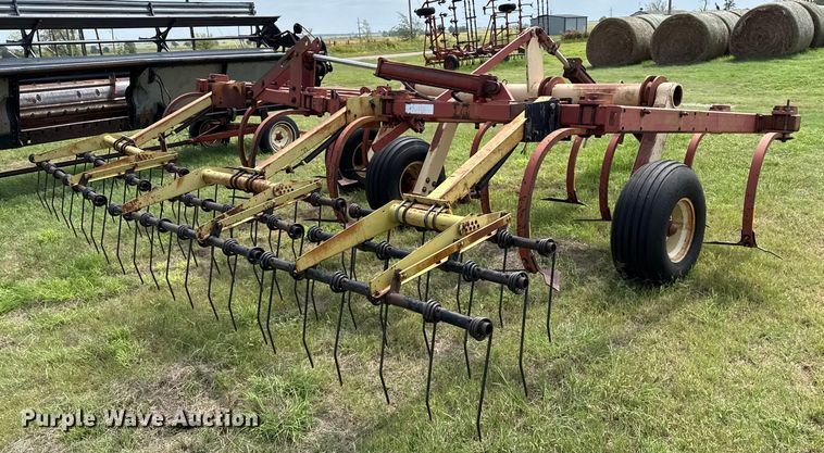 image for item EP0528 Krause 3514 field cultivator