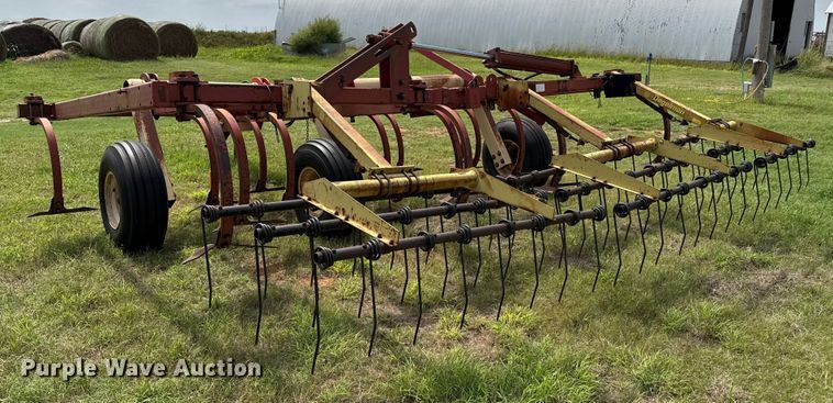 image for item EP0528 Krause 3514 field cultivator