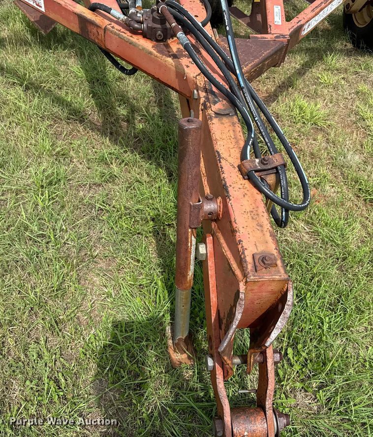 image for item EP0528 Krause 3514 field cultivator