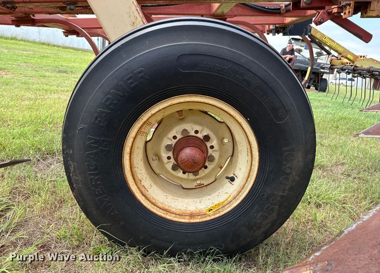 image for item EP0528 Krause 3514 field cultivator