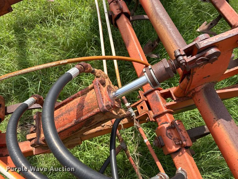 image for item EP0530 Allis Chalmers 1300 field cultivator