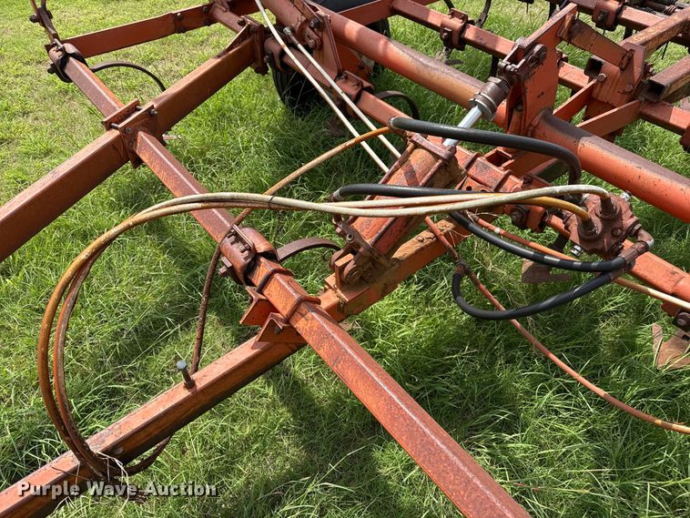 image for item EP0530 Allis Chalmers 1300 field cultivator