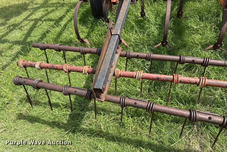 image for item EP0530 Allis Chalmers 1300 field cultivator