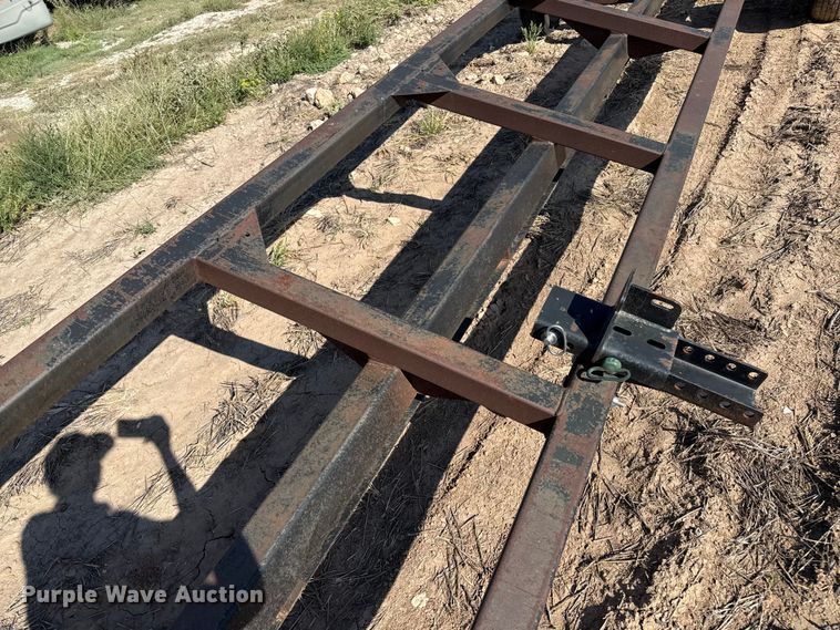 image for item EP0585 Maurer header trailer