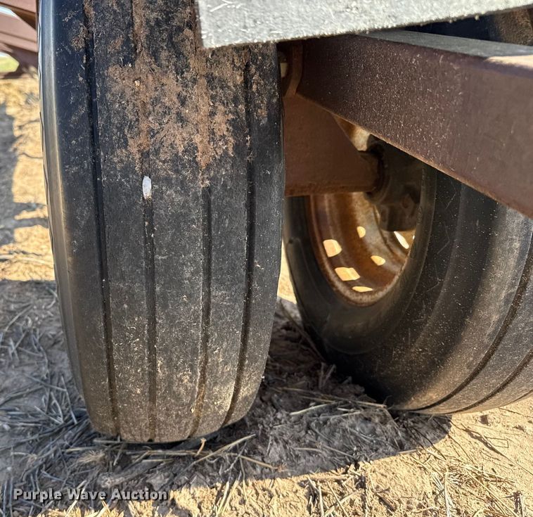 image for item EP0585 Maurer header trailer