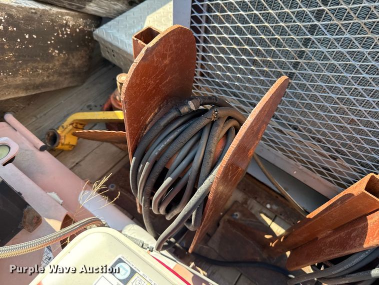 image for item EP0587 Lincoln Shield-Arc 250 welder/generator